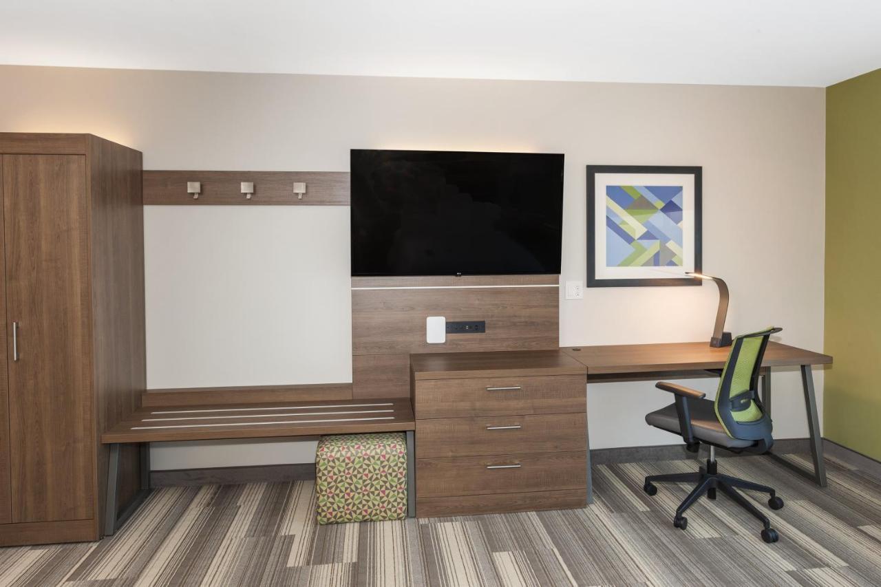 Holiday Inn Express & Suites - Hudson I-94 By Ihg Buitenkant foto